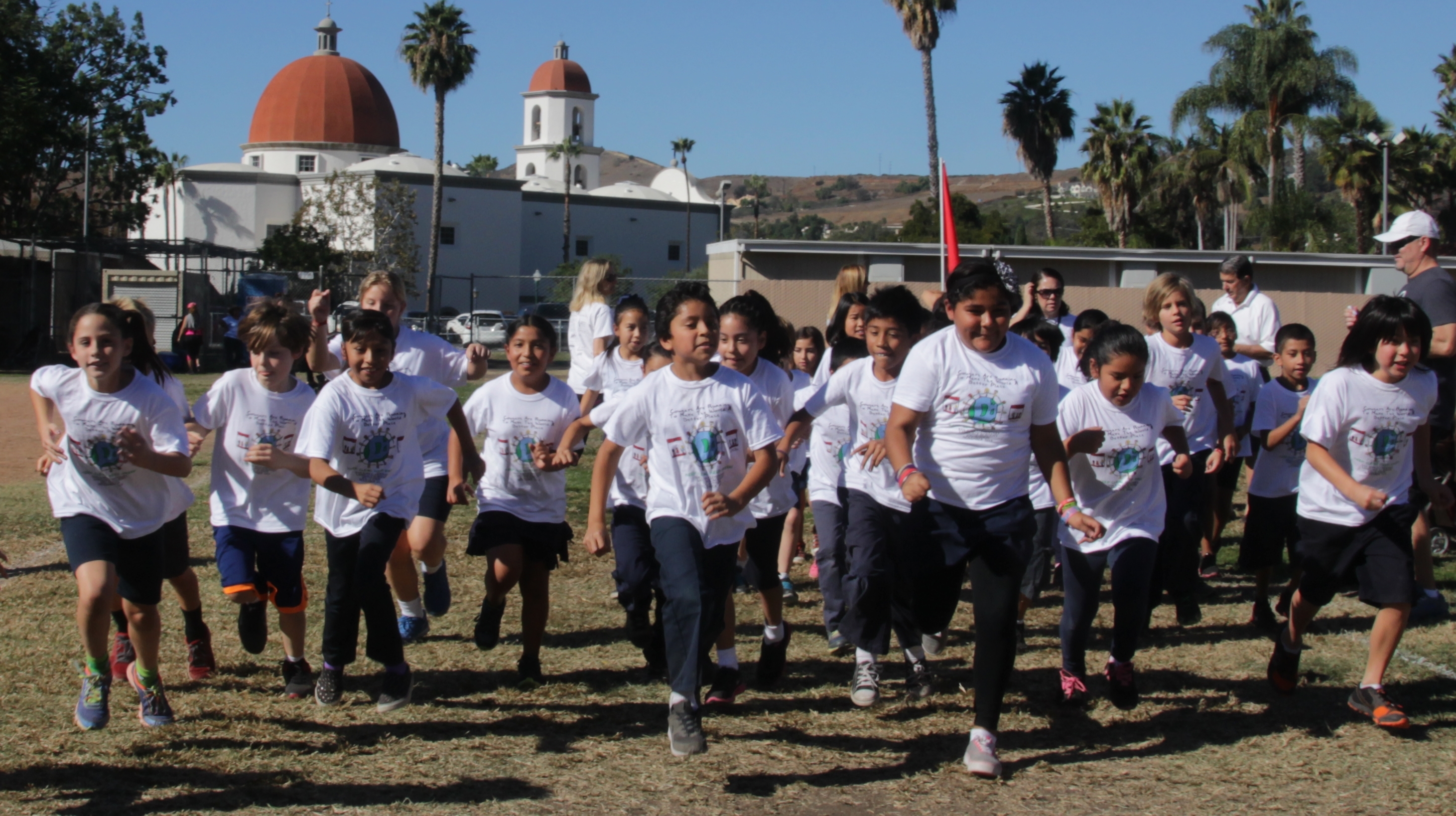 Students running in jogathon
